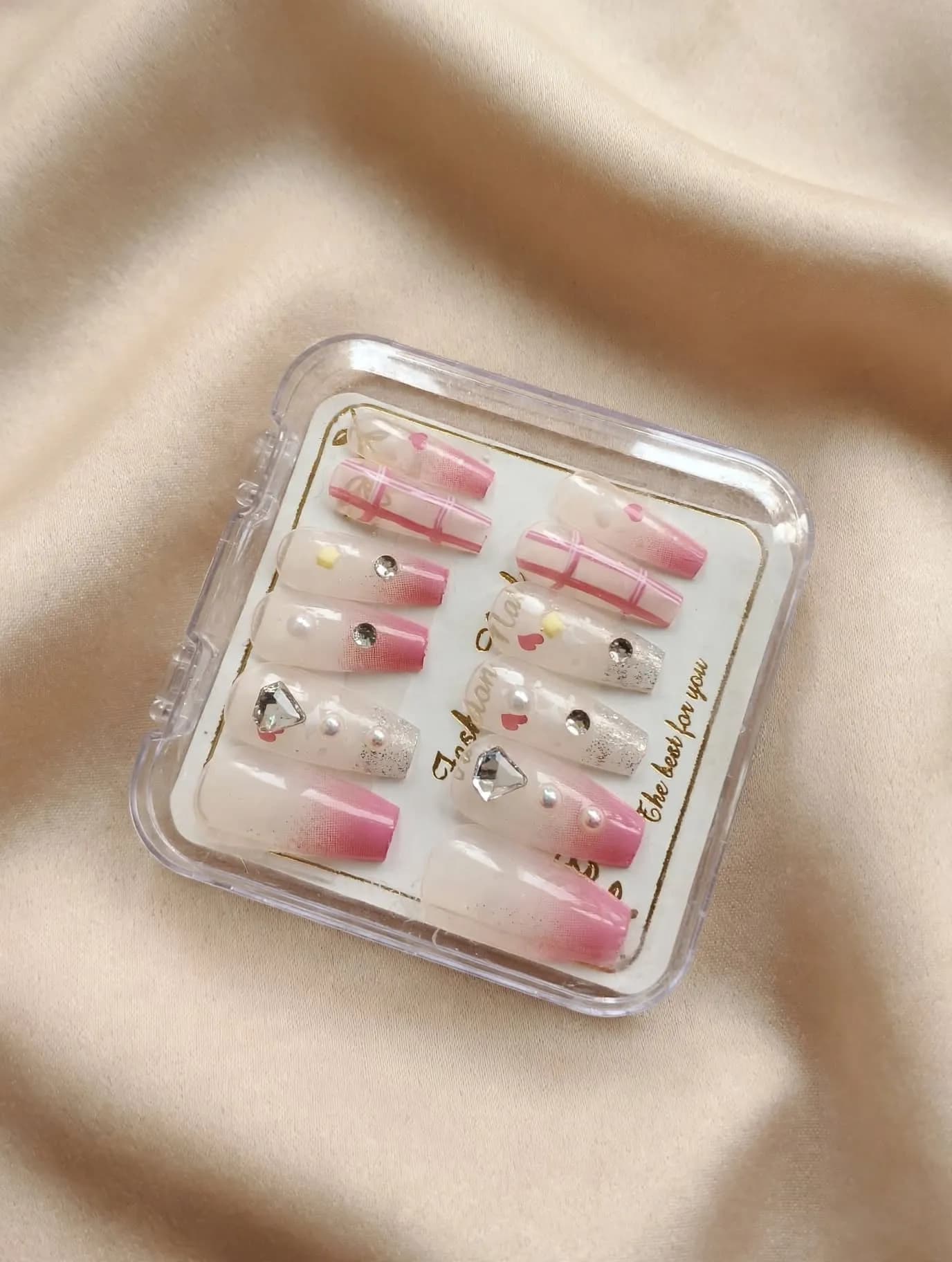 Plaid & Pearls Press-On Nails