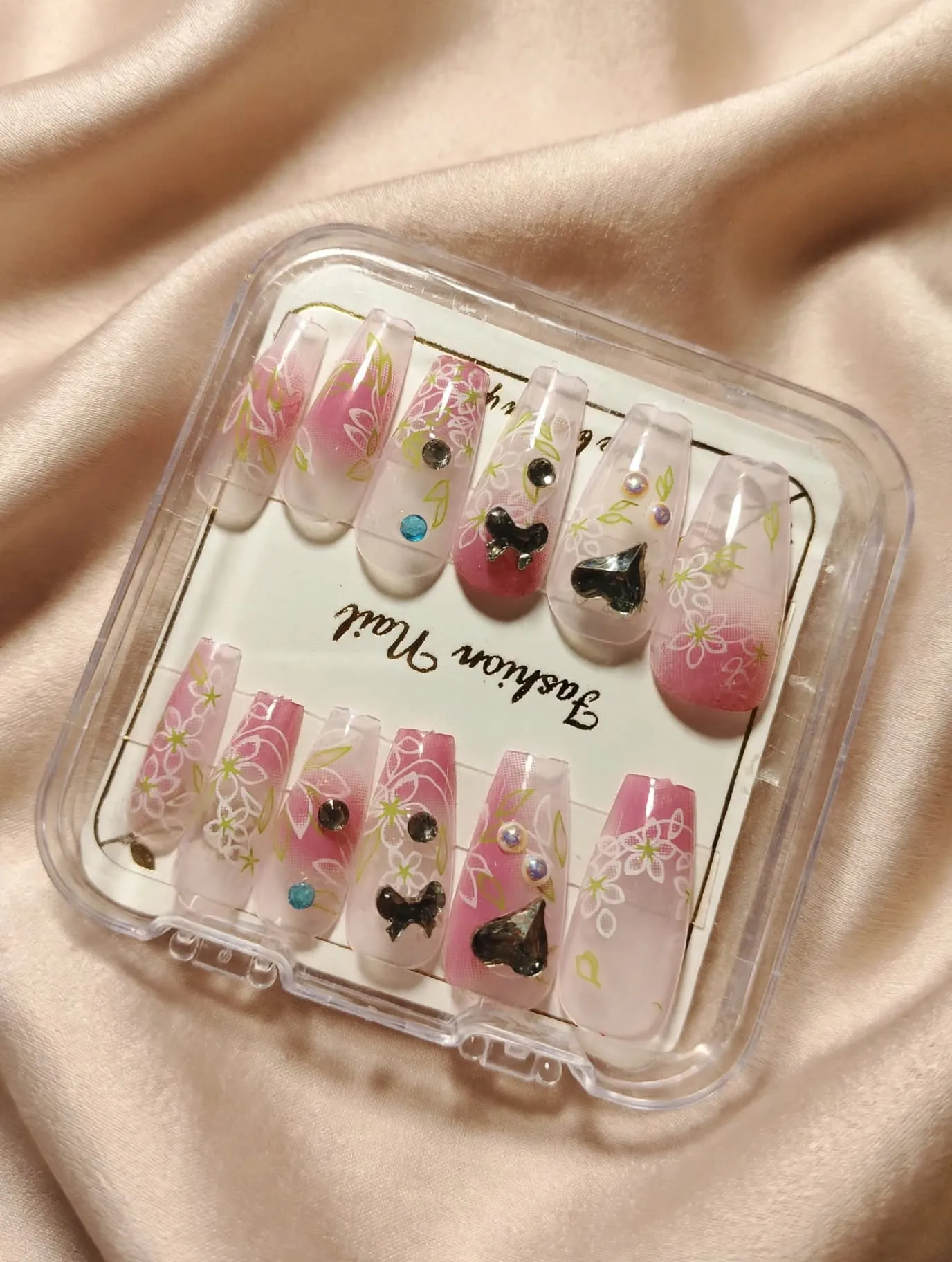 Floral Lace Pink Press-On Nails thumbnail 2